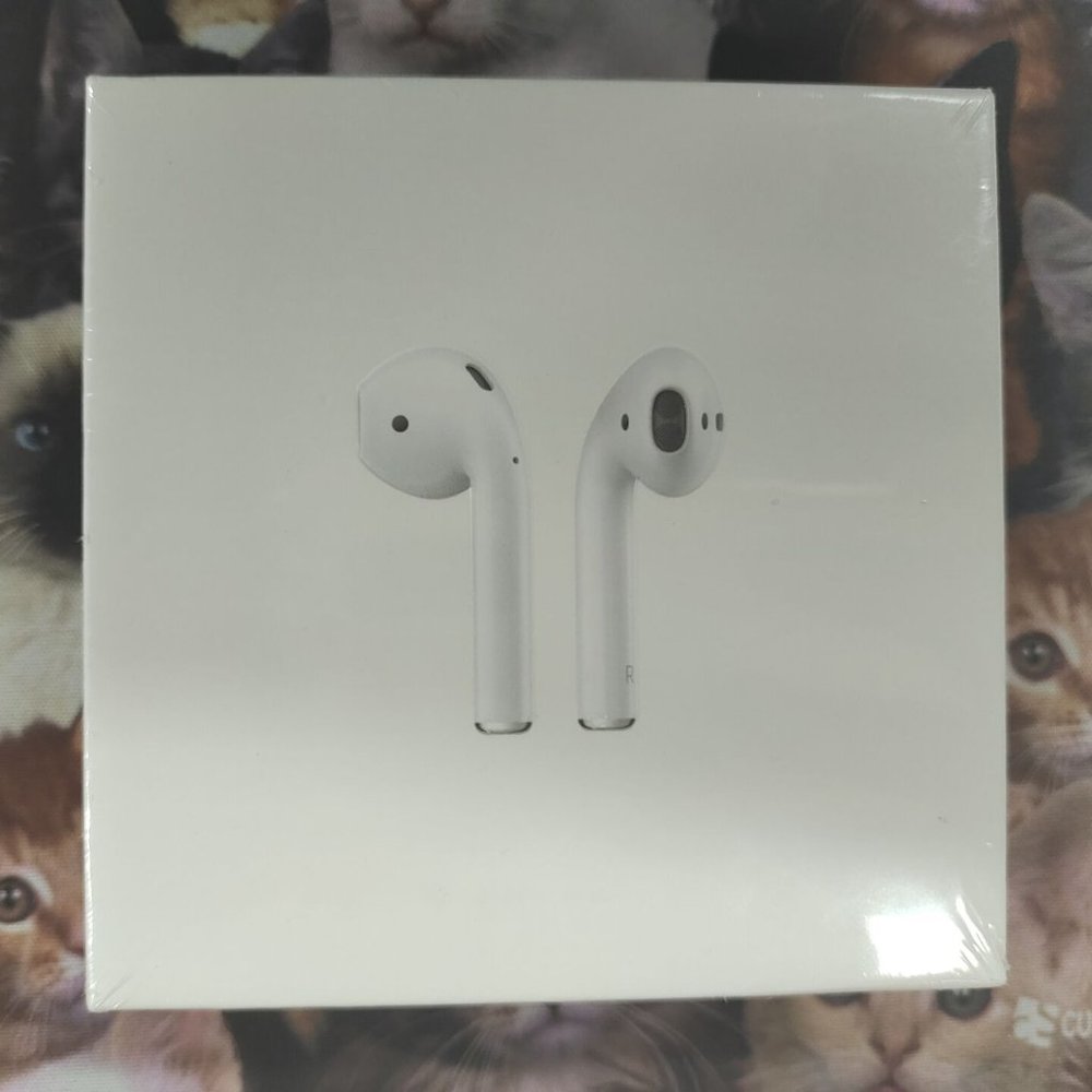 Apple AirPods 2nd generation